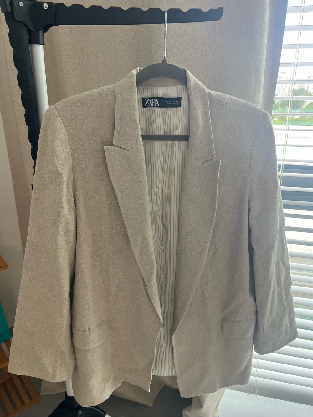 Zara Tan Open Style Blazer Size L